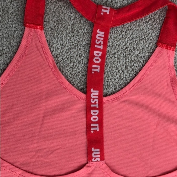 Nike Dri Fit tank - Picture 4 of 7